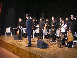 Halk �alg�lar� Orkestras�, Y�neten: Yard. Do�. Dr. Mehmet Ali �zdemir.