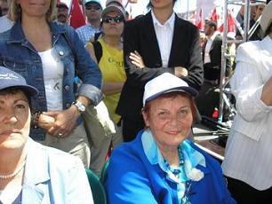 Prof. Dr. Türkan Saylan,   13 Mayıs 2007  İzmir             Fotoğraf: Tenise Yalçın