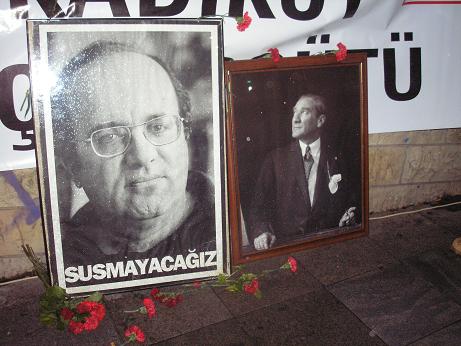 U�ur Mumcu ve Demokrasi �ehitlerini Anma Gecesi